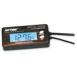 Daytona digital oil-temperature gauge